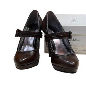 Calvin Klein 100% leather Women's Shyanne Mary Jane Pump Size 7M